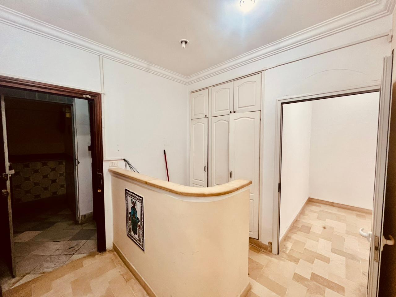 El Menzah Tunis Belvedere Vente Appart. 4 pices Appart  av etats unis tunis