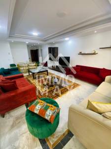 Ariana Ville El Menzah 7 Vente Maisons A  un appartement s4 ref62a