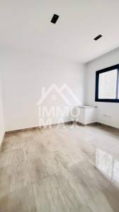 El Menzah El Menzah 4 Location Maisons A  des halls 2 au menzah 4 ref74a