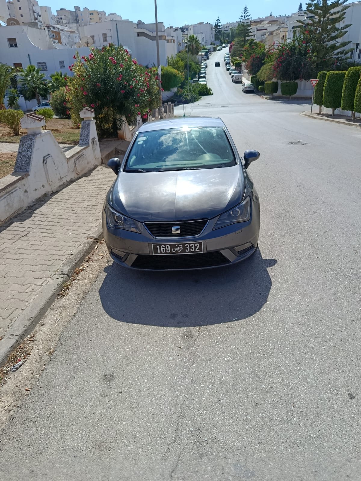 Ariana Ville Cite Ennasr 2 Seat Ibiza Superbe seat ibiza premire main