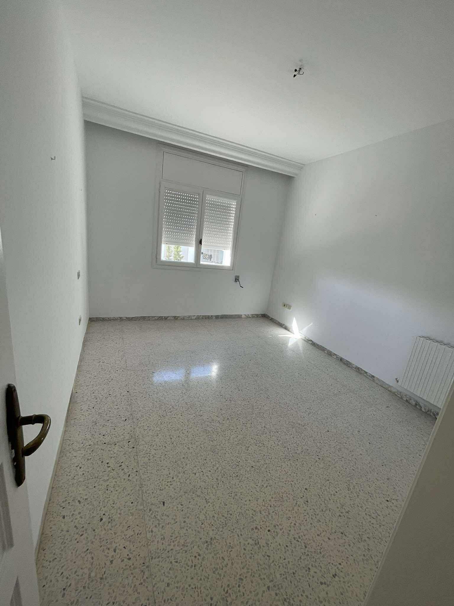 Ariana Ville Cite Ennasr 1 Vente Appart. 4 pices S3 450 md a ennasr 1