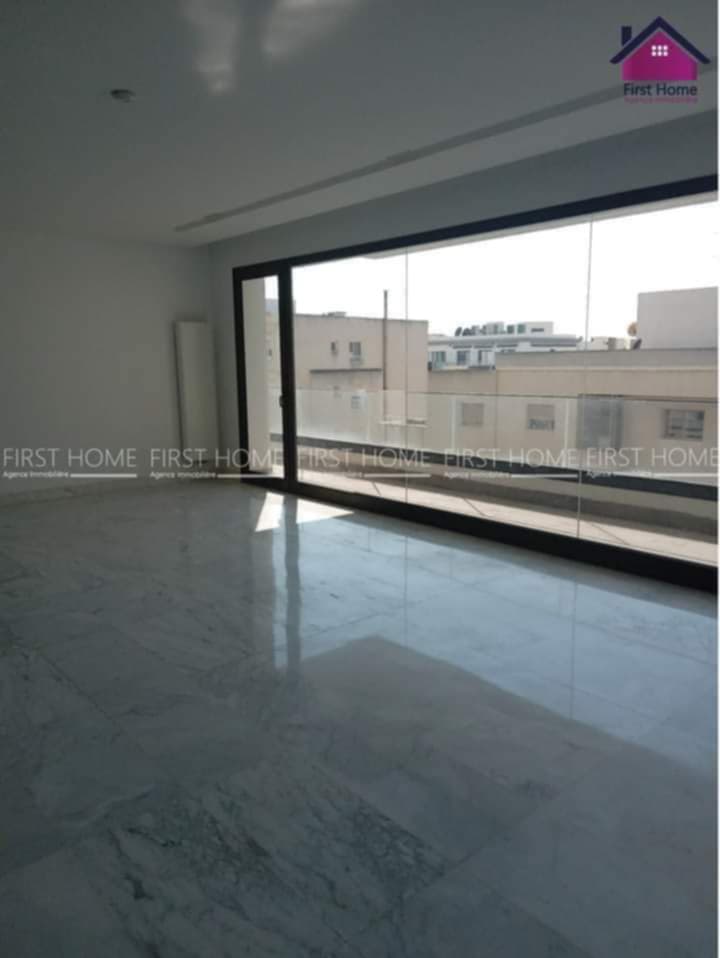 La Marsa Berge Du Lac Vente Duplex Duplex et des appartements au lac 2 jamais habit