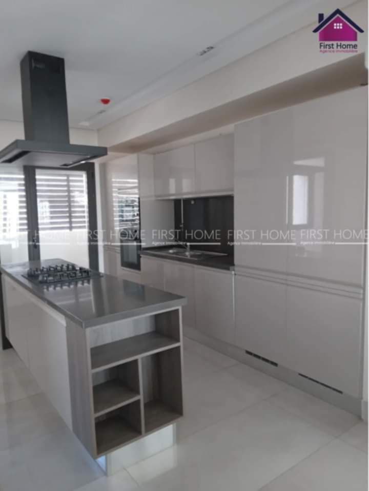 La Marsa Berge Du Lac Vente Duplex Duplex et des appartements au lac 2 jamais habit