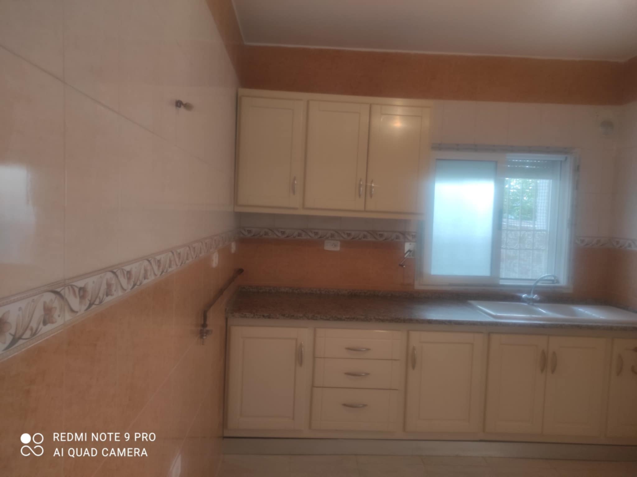 Ariana Ville&nbsp;El Menzah 5&nbsp;Location&nbsp;Appart. 3 pi�ces&nbsp;Appartement  3pi�ces