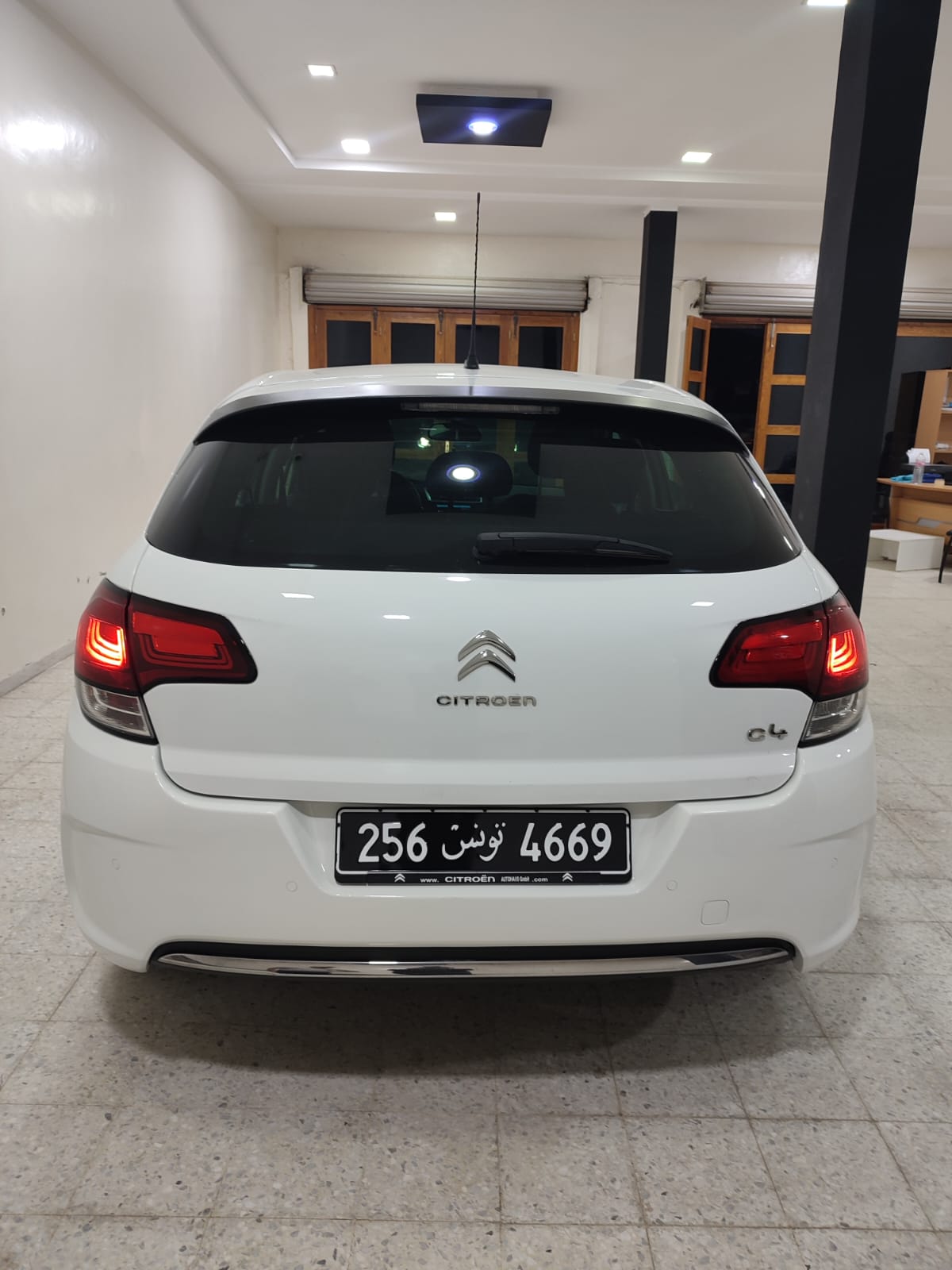 Mornag Mornag Citroen C4 Trs belle voiture