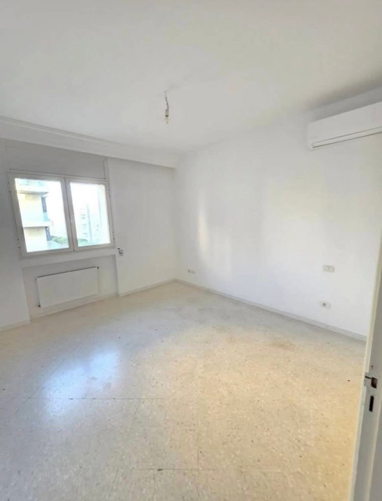 Mnihla Jardins d'el Menzah Location Appart. 4 pices S3 1700 d jardin d'el menzah 2