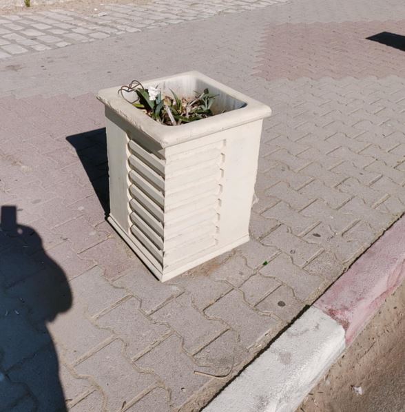 Hammam Lif Hammam Lif Meubles de jardin Cltures, Portails Porte aquarium et grand vase exterieure