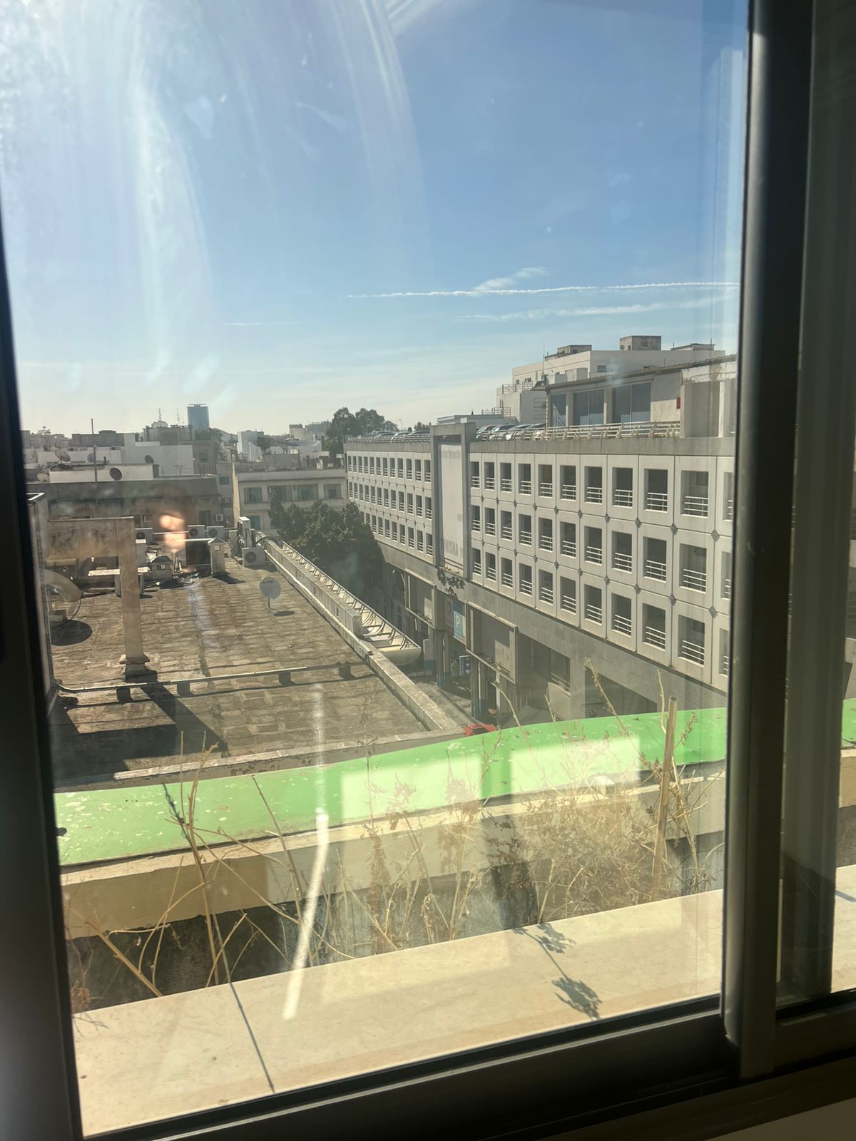 Bab Bhar Bab Bhar Bureaux & Commerces Bureau Bureau a lafayette