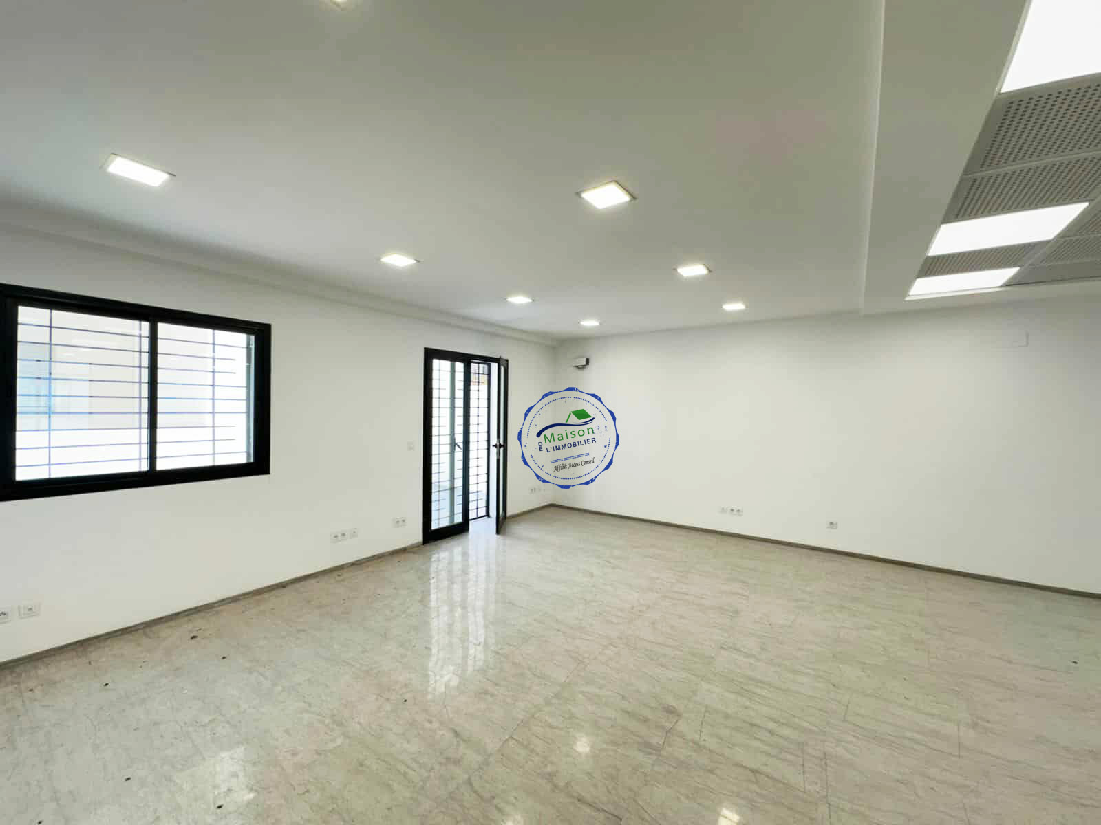 El Menzah Tunis Belvedere Location Autre Immeuble neuf 1235 m au belvdre