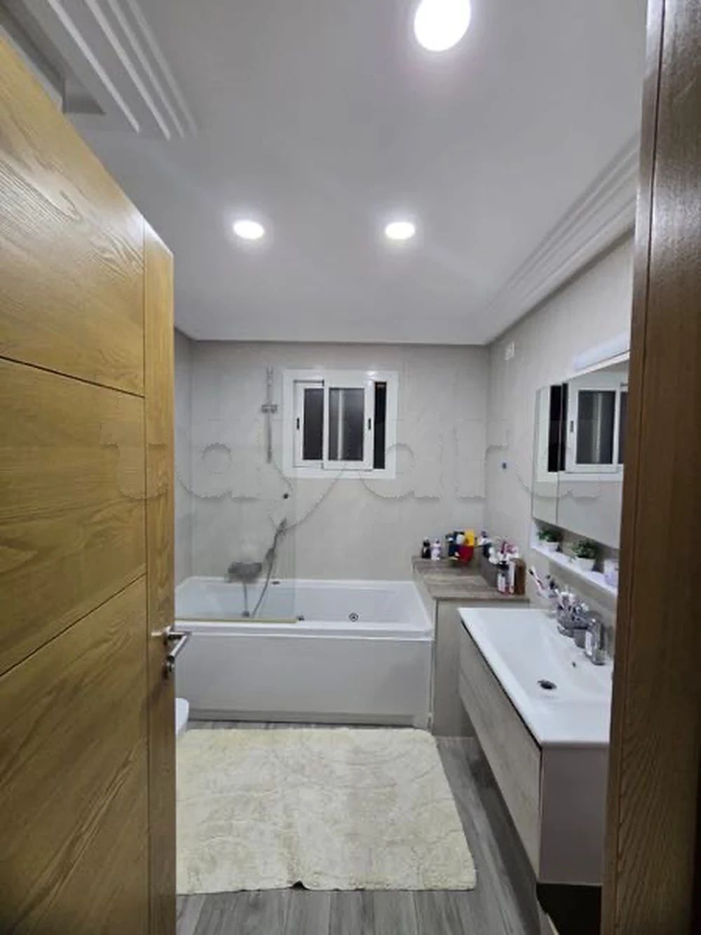 El Menzah El Menzah 9 Location Appart. 4 pices Appartement s3 haut standing  menzah 9c