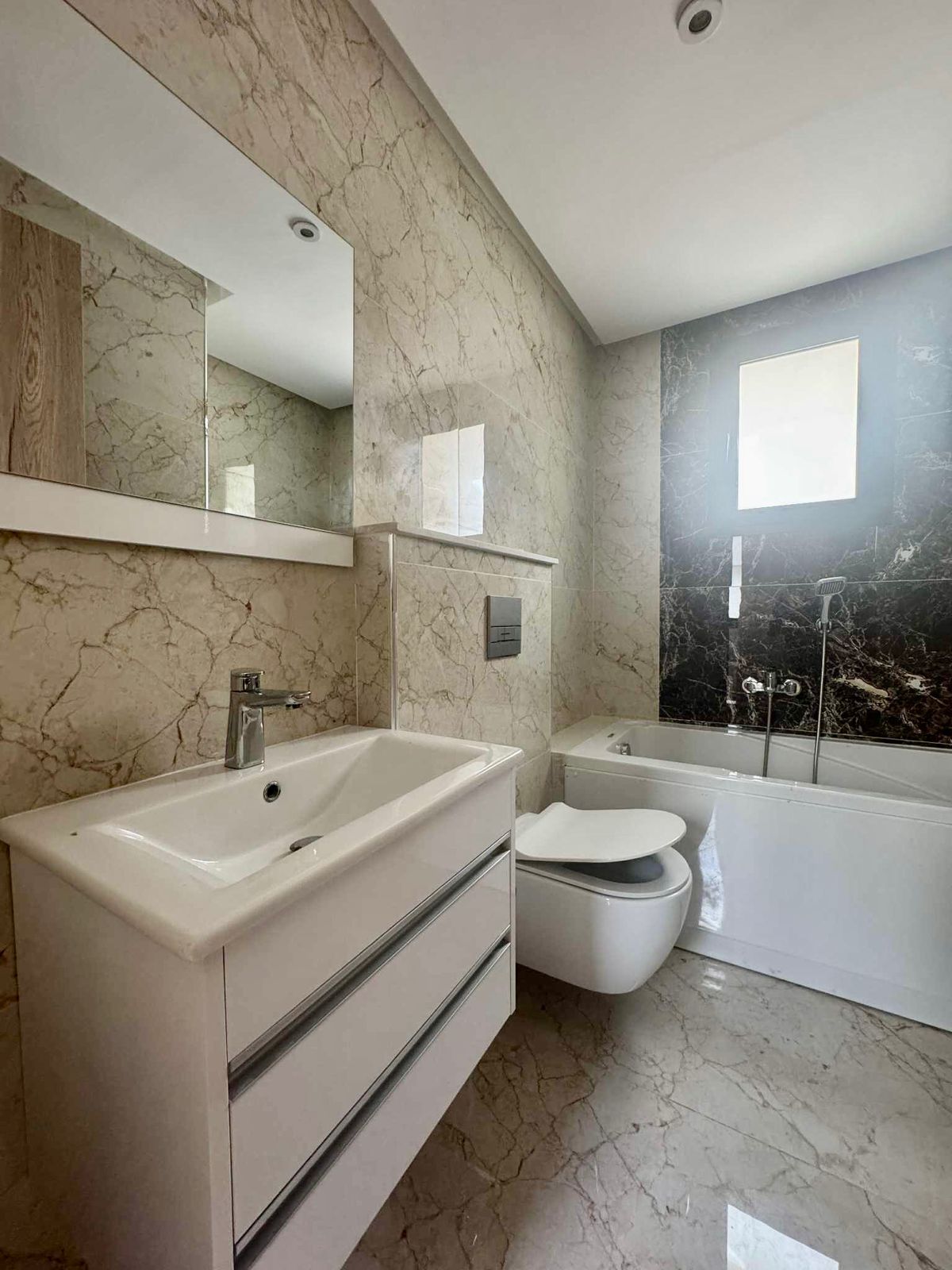 El Menzah El Menzah 9 Location Appart. 3 pices Appartement s2 jamais habit  menzah 9c