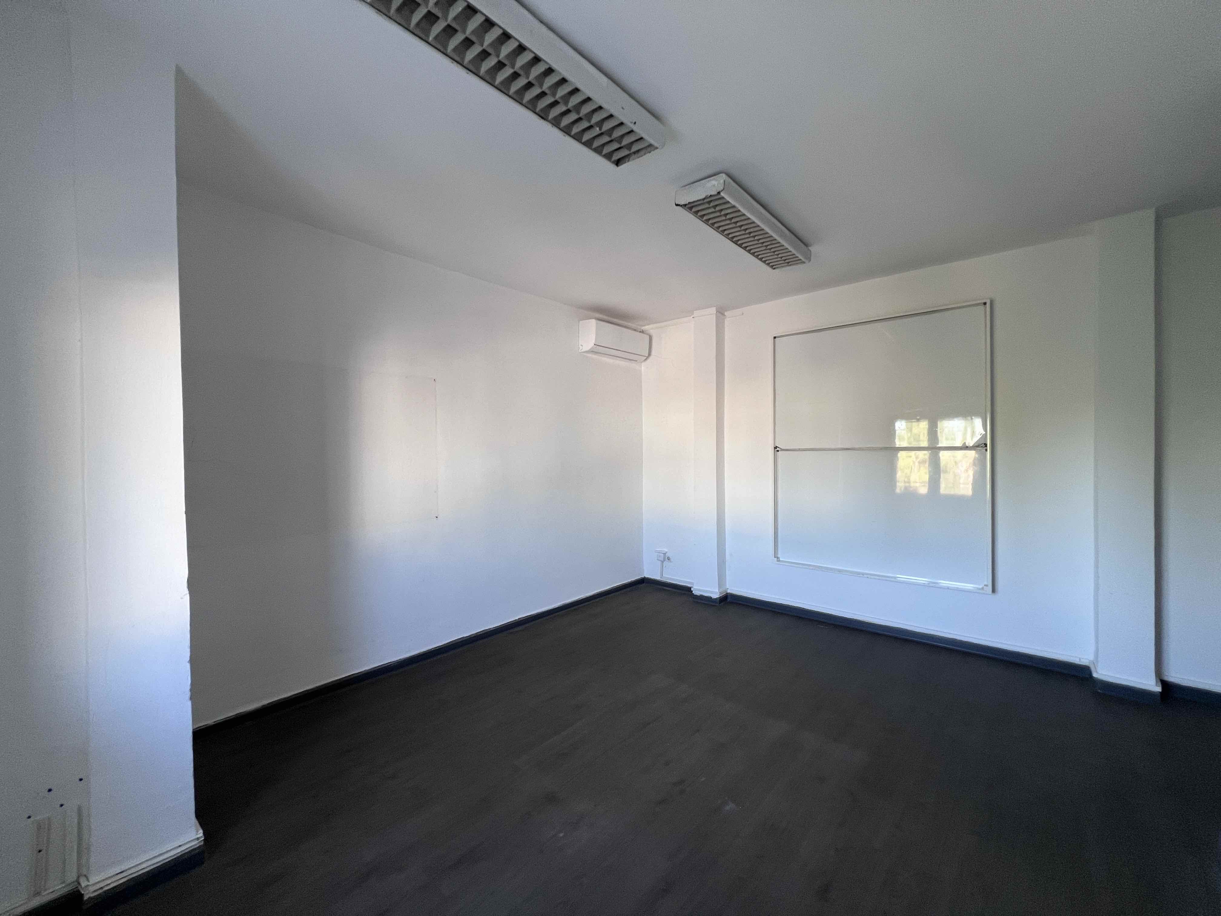 Cite El Khadra El Charguia Location Surfaces Bureau 500m2  charguia 1