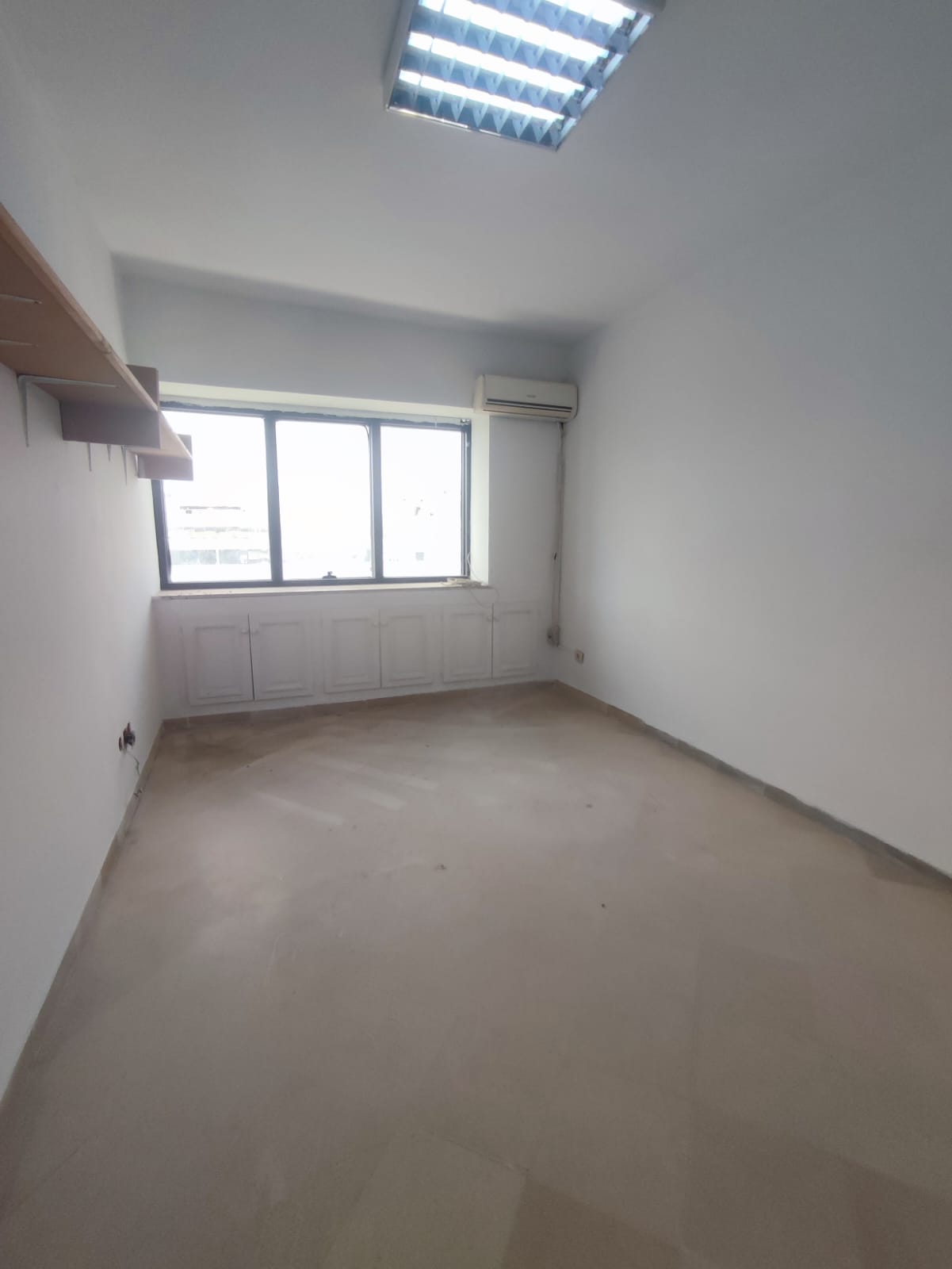 Cite El Khadra Kheireddine Pacha Bureaux & Commerces Bureau Bureau h plus 3 a montplaisir