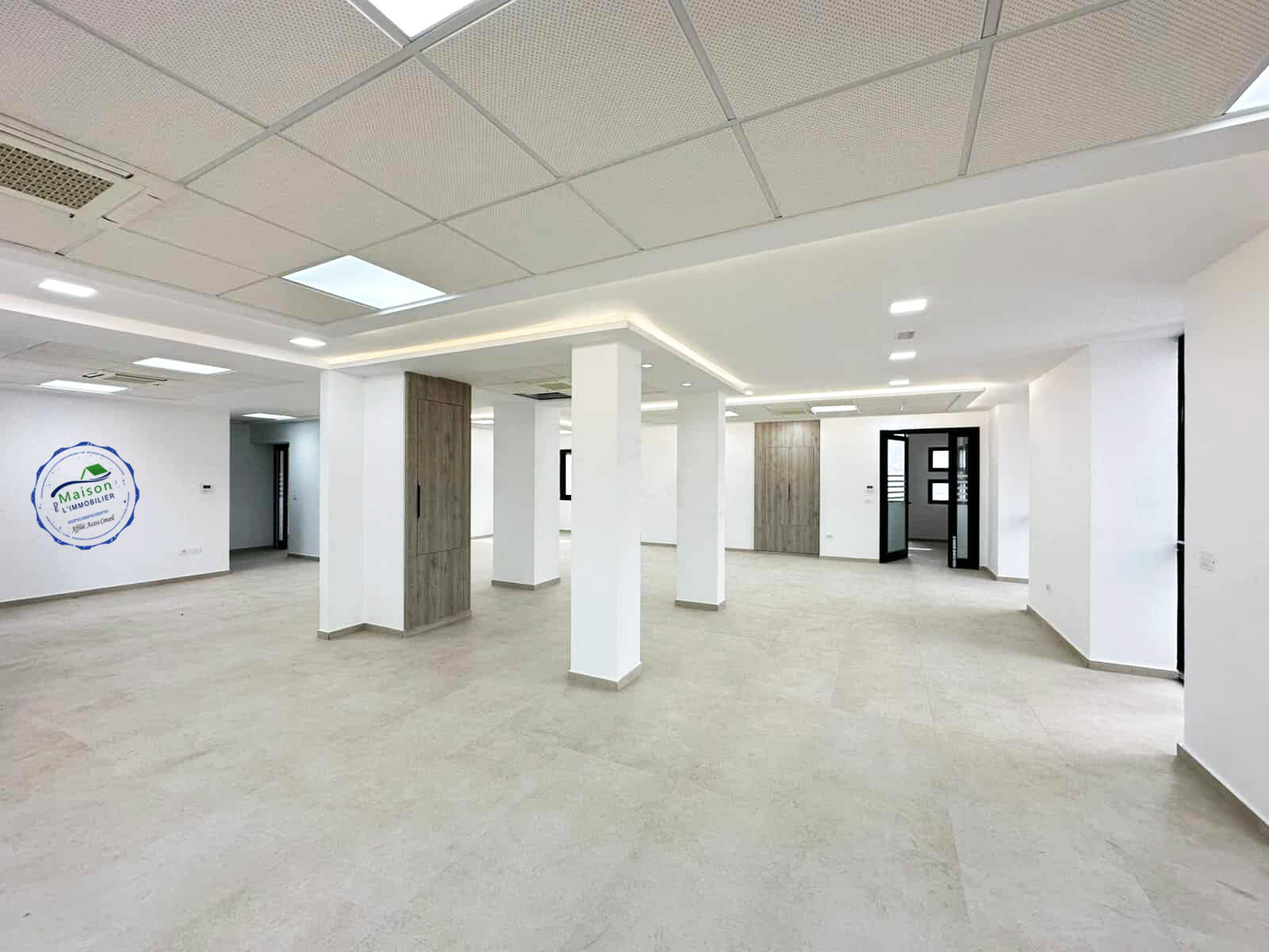 Cite El Khadra Cite El Khadra Location Autre Immeuble neuf 600 m  alain savary