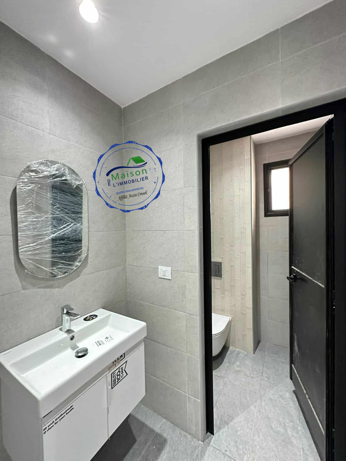 Cite El Khadra Cite El Khadra Location Autre Immeuble neuf 600 m  alain savary