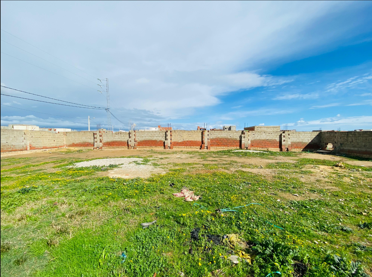 Raoued Raoued Terrain Terrain nu Terrain raoued ariana