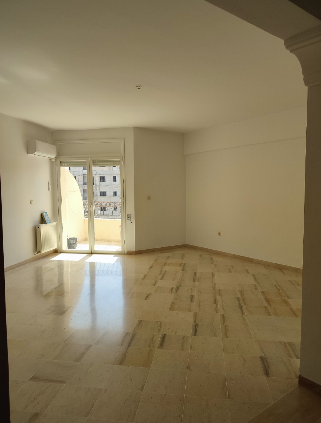 Ain Zaghouan Ain Zaghouan Location Appart. 3 pices Spacieux appart avec vue degage