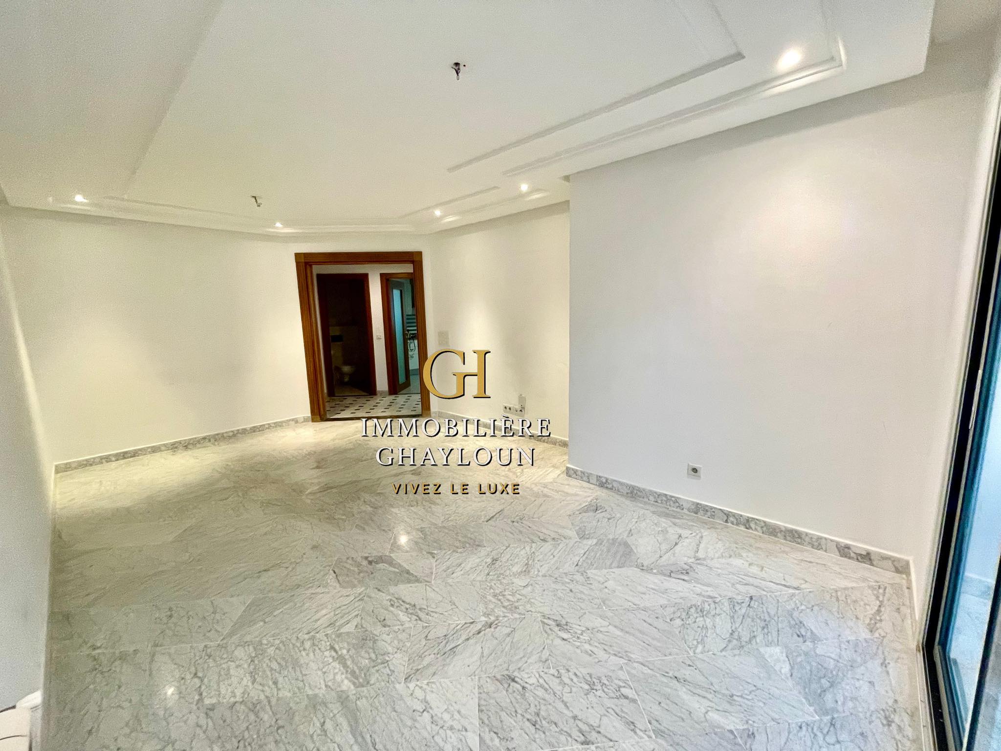 El Menzah El Menzah 9 Location Appart. 3 pices Appartement s2  el menzah 9c 120