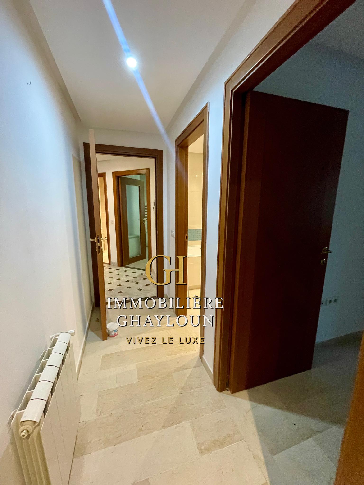 El Menzah El Menzah 9 Location Appart. 3 pices Appartement s2  el menzah 9c 120