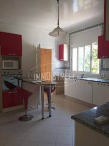 La Marsa Marsa Ennassim Vente Maisons Superbe villa s5 avec piscine   ref399a