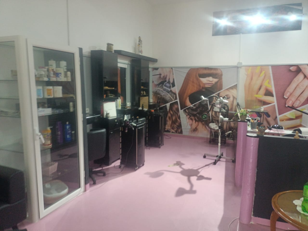 Ariana Ville Ariana Location Surfaces Salon coiffure et esthtique dames ariana