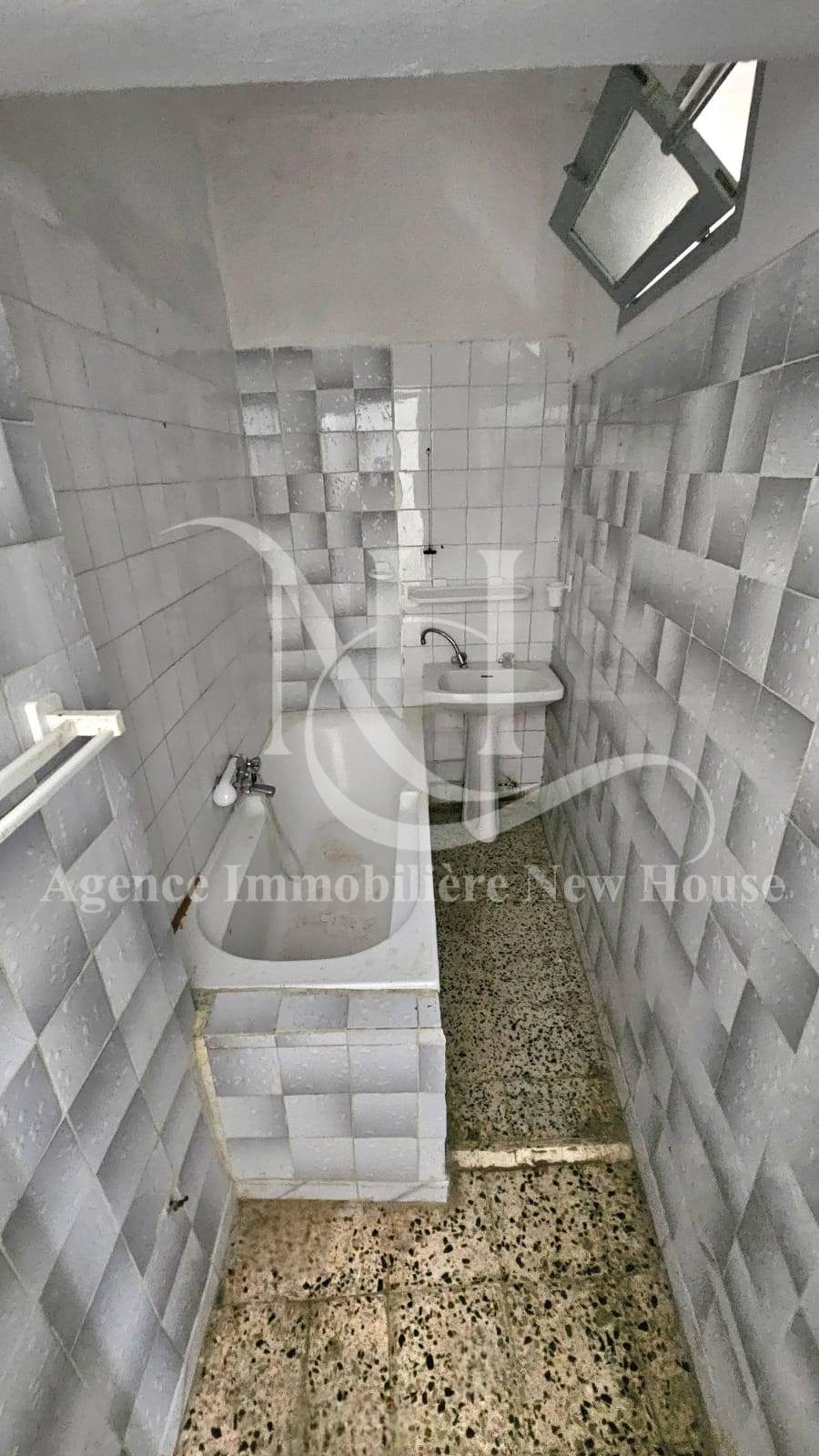 Bizerte Nord Bizerte Location Appart. 4 pices Maison alv 380