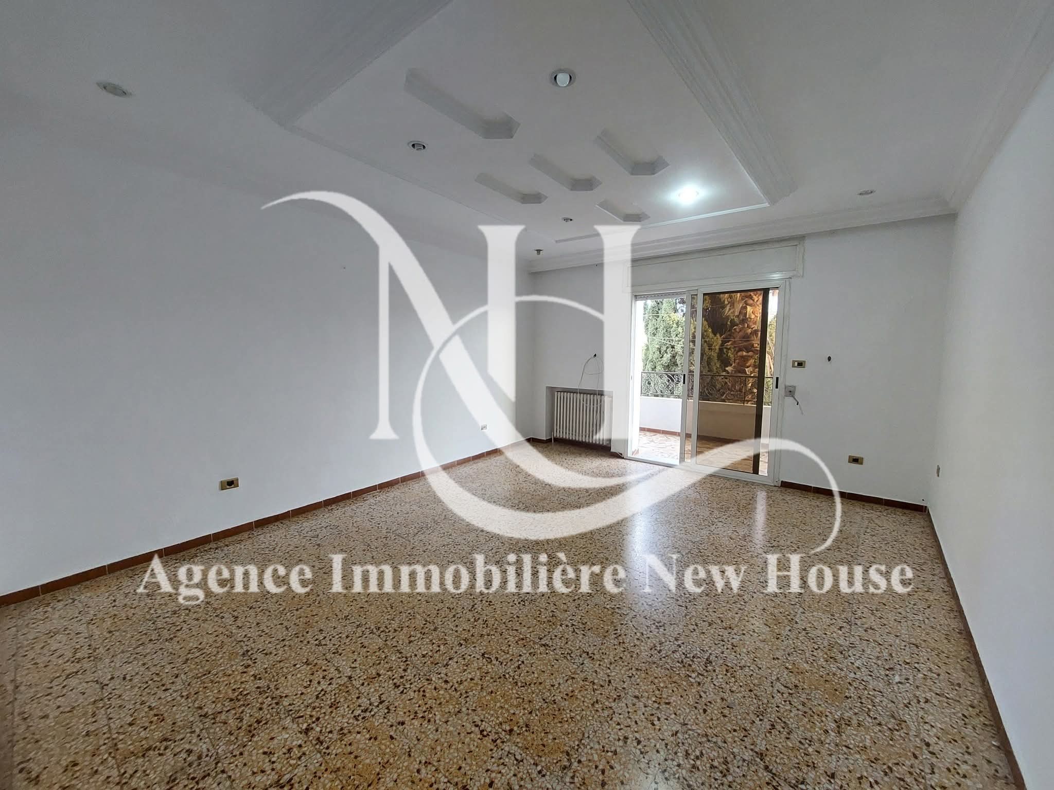 Bizerte Nord Bizerte Bab Mateur Location Appart. 5 pices+ Appartement alv 261