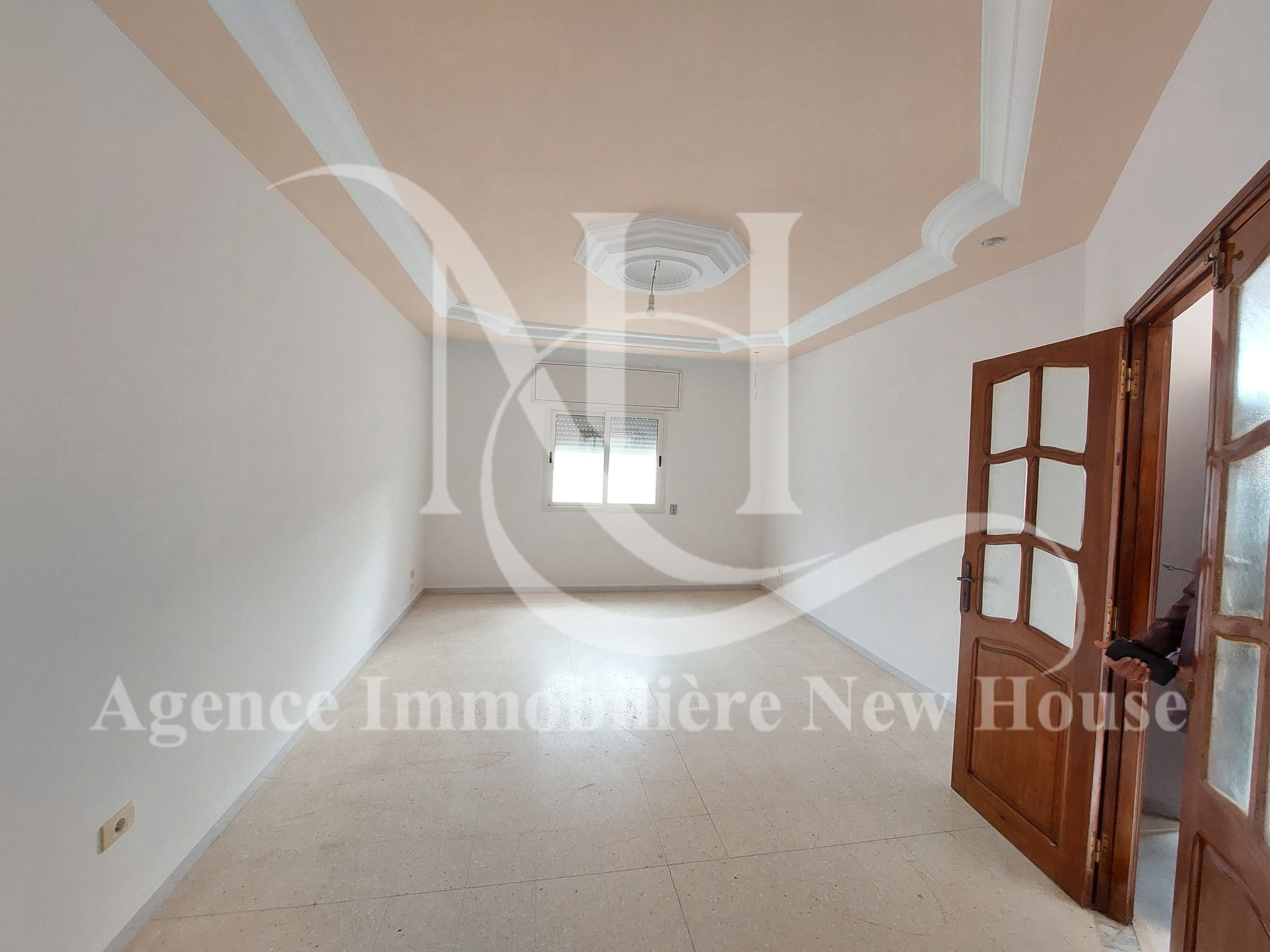 Bizerte Nord Bizerte Location Appart. 4 pices tage de villa alv 375