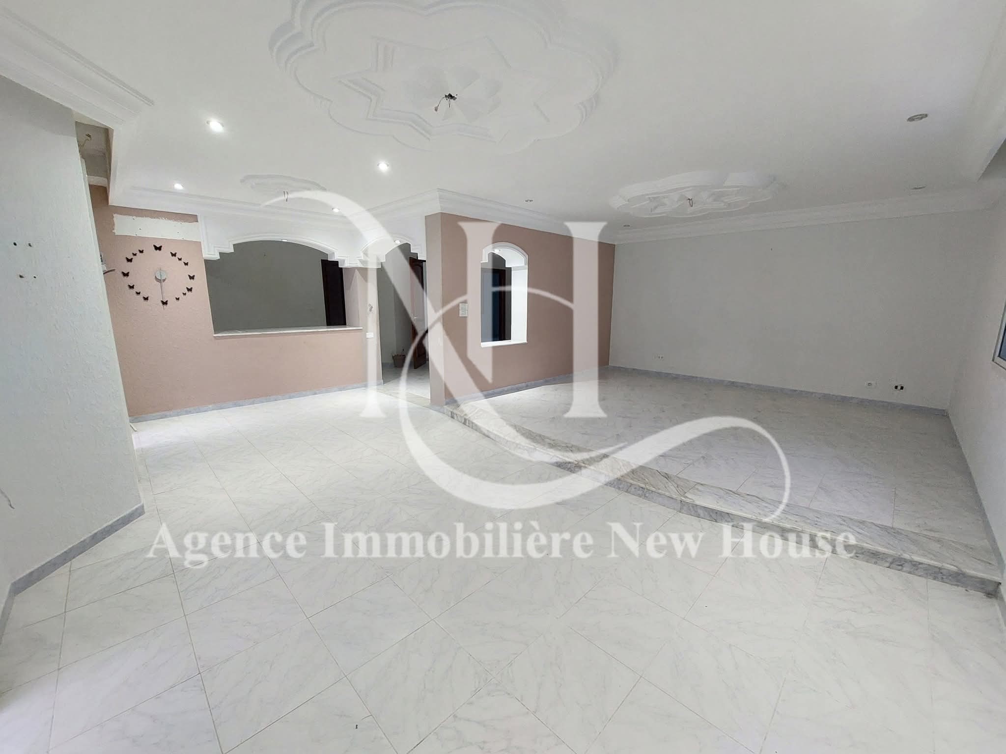 Bizerte Nord Bizerte Location Appart. 4 pices tage de villa alv 265