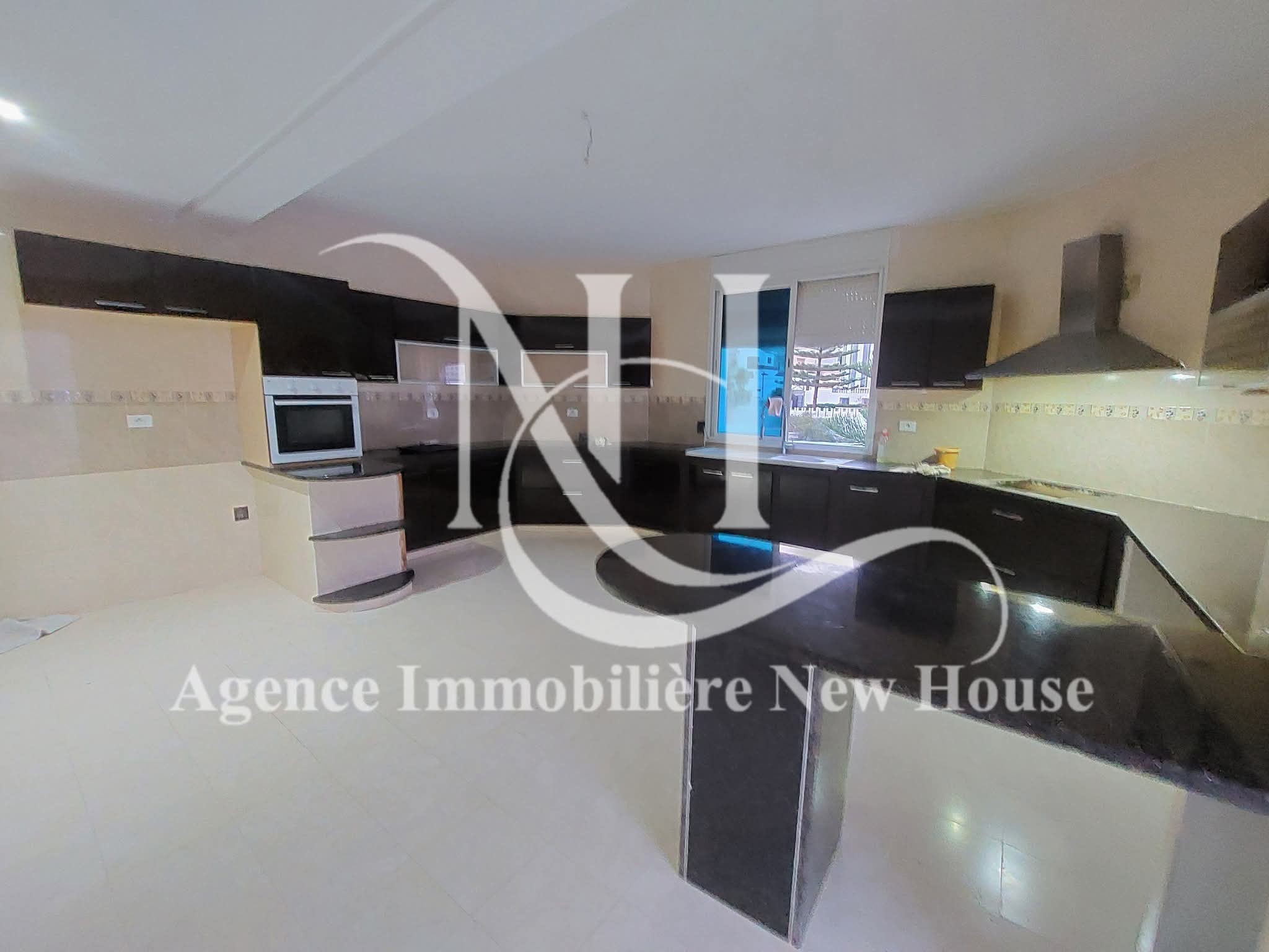 Bizerte Nord Bizerte Location Appart. 4 pices tage de villa alv 265