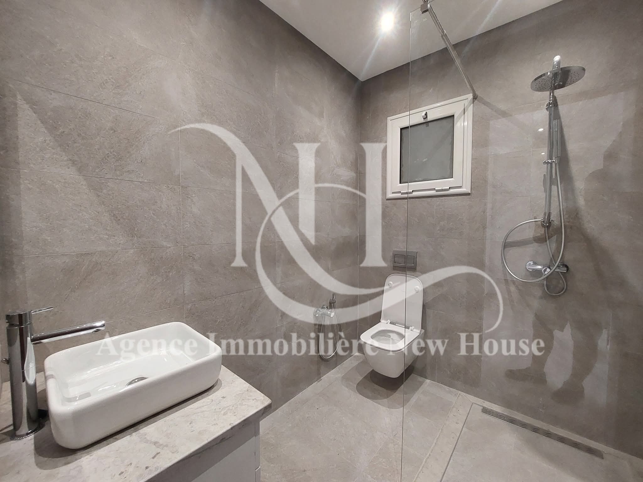 Bizerte Nord Bizerte Location Appart. 4 pices Appartement alv 309