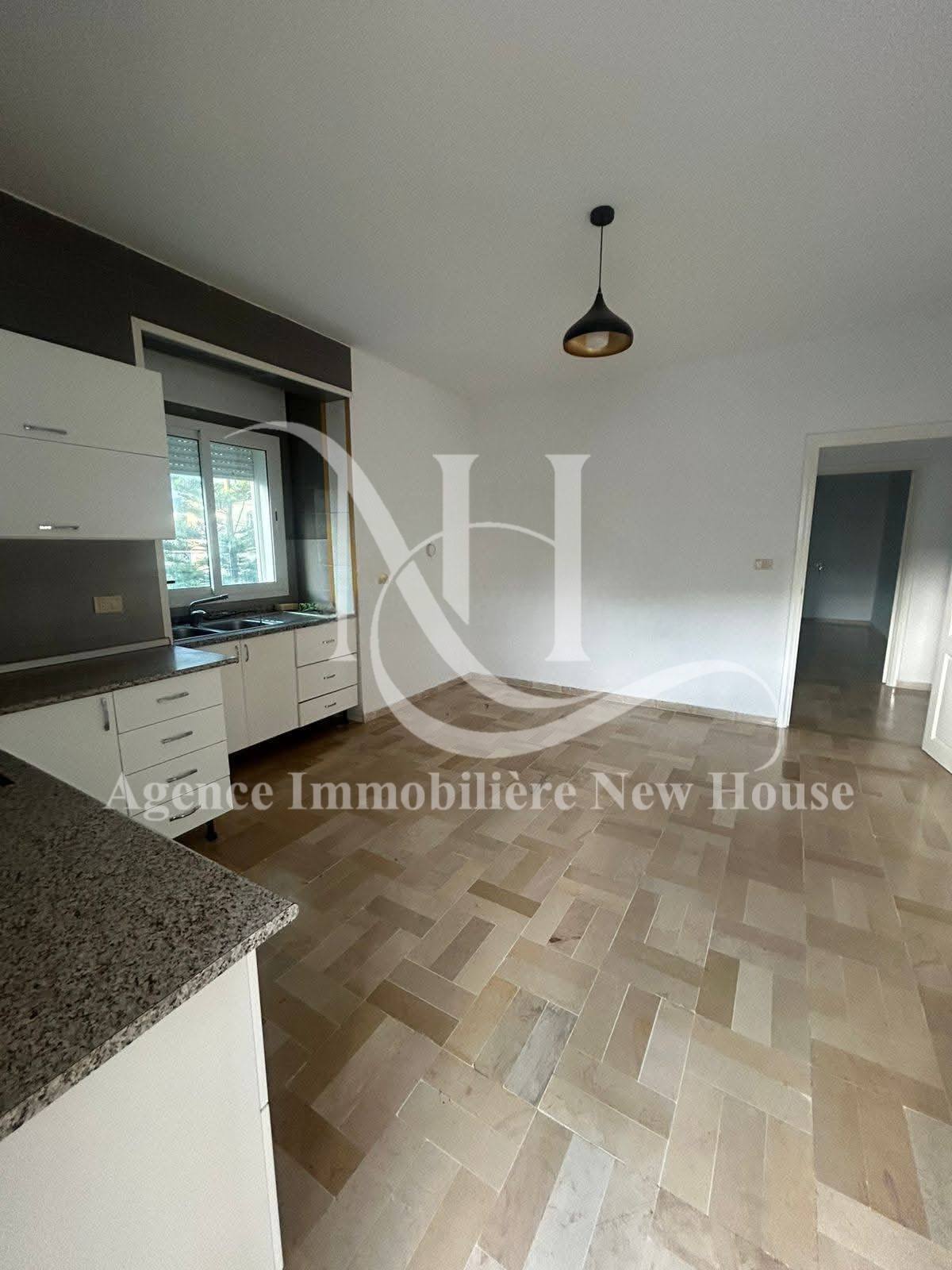 Bizerte Nord Bizerte Location Appart. 3 pices tage de villa alv 170