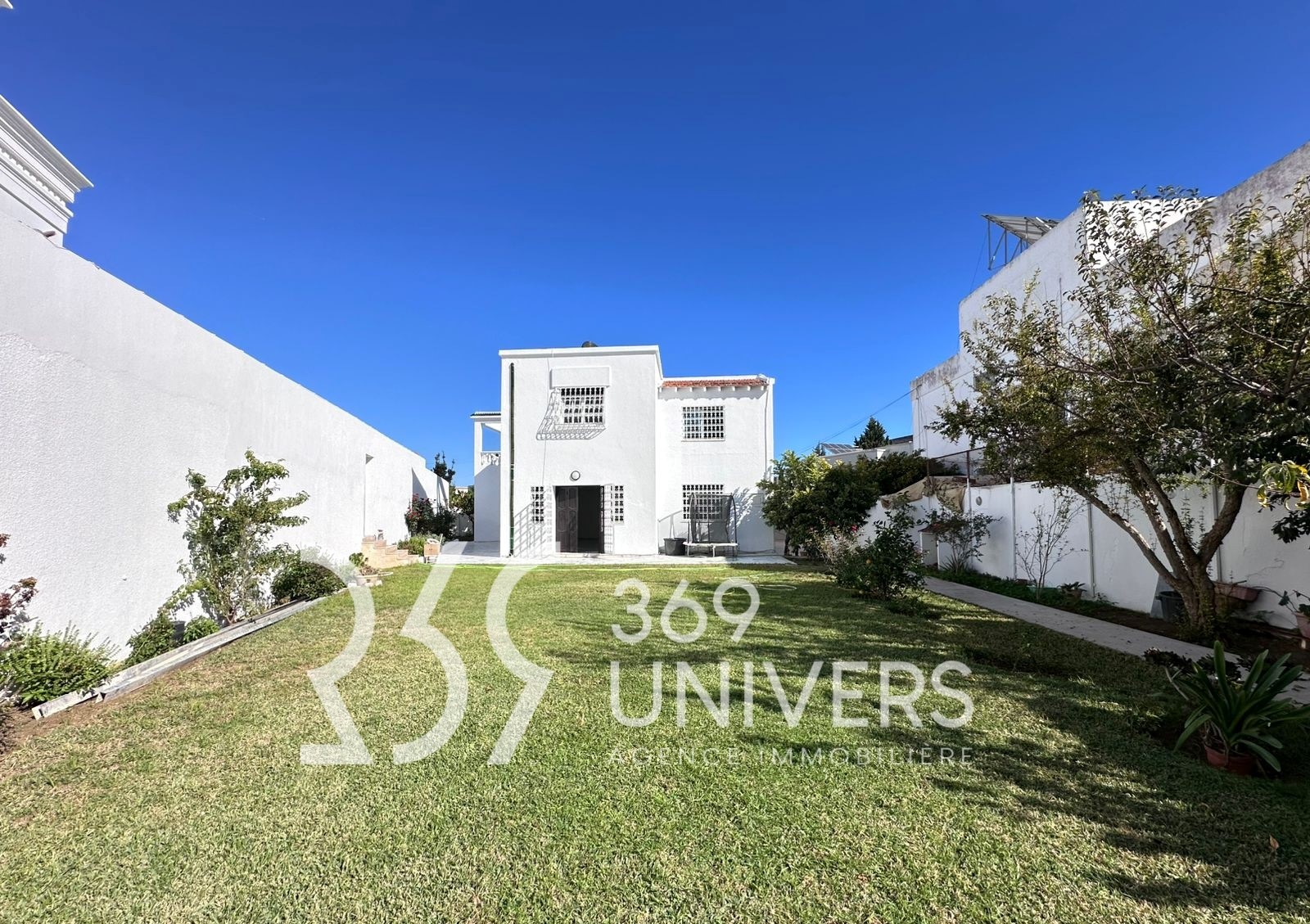 Carthage Carthage Location Maisons Villa avec jardin  carthage ref rh174