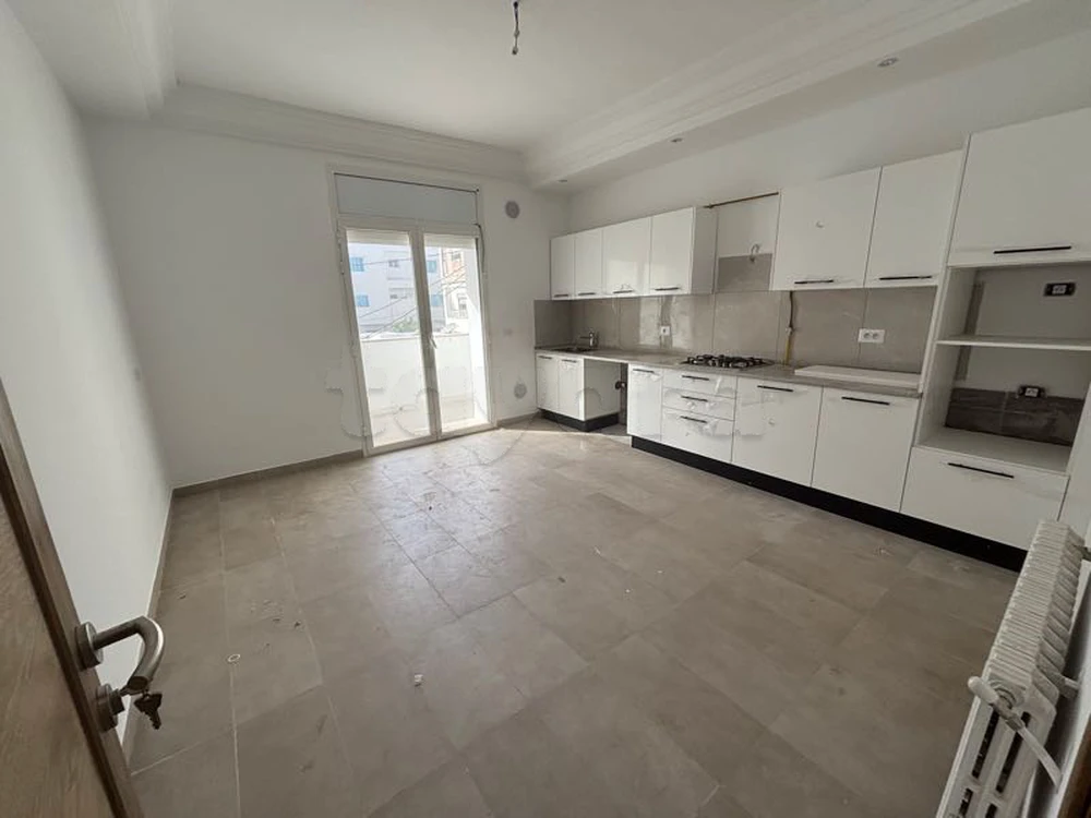 Ariana Ville Borj El Baccouche Location Maisons S3 a ariana