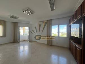 La Marsa&nbsp;Berge Du Lac&nbsp;Location&nbsp;Appart. 1 pi�ce&nbsp; dun grand bureau de standing ref345a