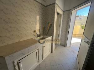 La Marsa&nbsp;Berge Du Lac&nbsp;Location&nbsp;Appart. 1 pi�ce&nbsp; dun grand bureau de standing ref345a