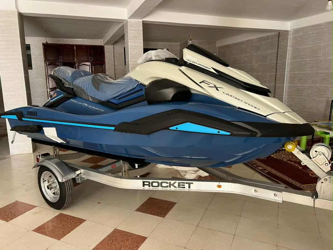 Ariana Ville Ariana Bateaux  moteurs Jetski 2025 yamaha waverunner fx cruiser svho