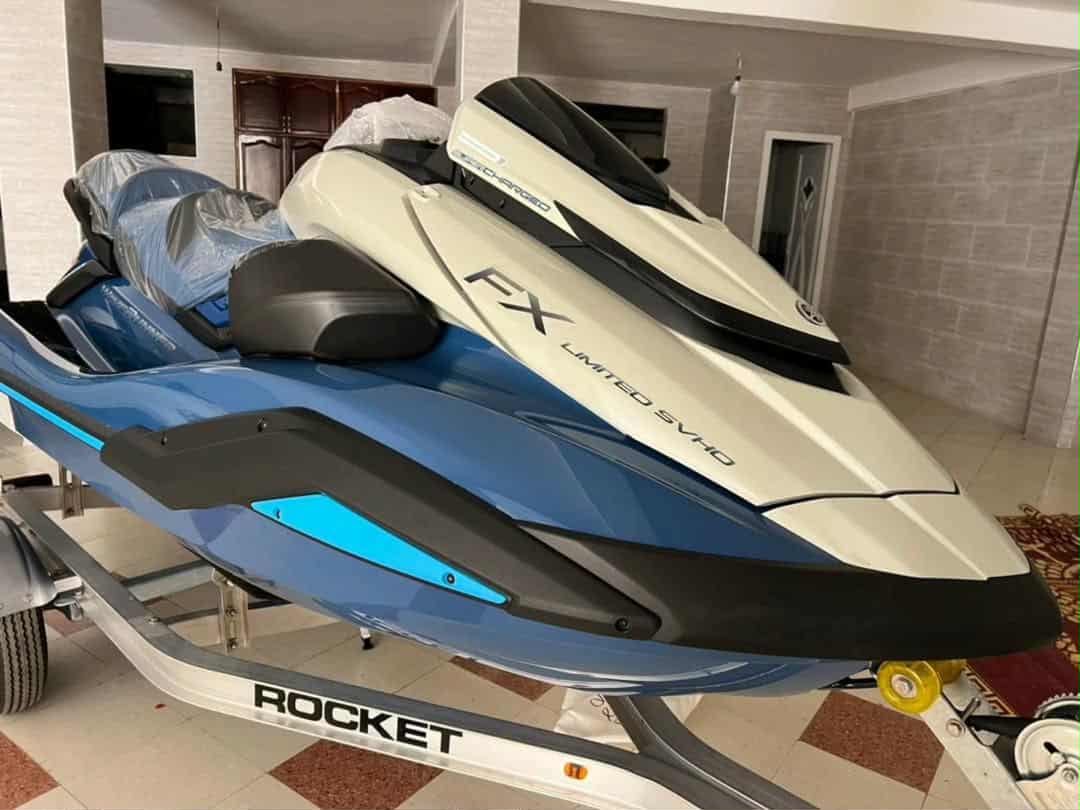 Ariana Ville Ariana Bateaux  moteurs Jetski 2025 yamaha waverunner fx cruiser svho