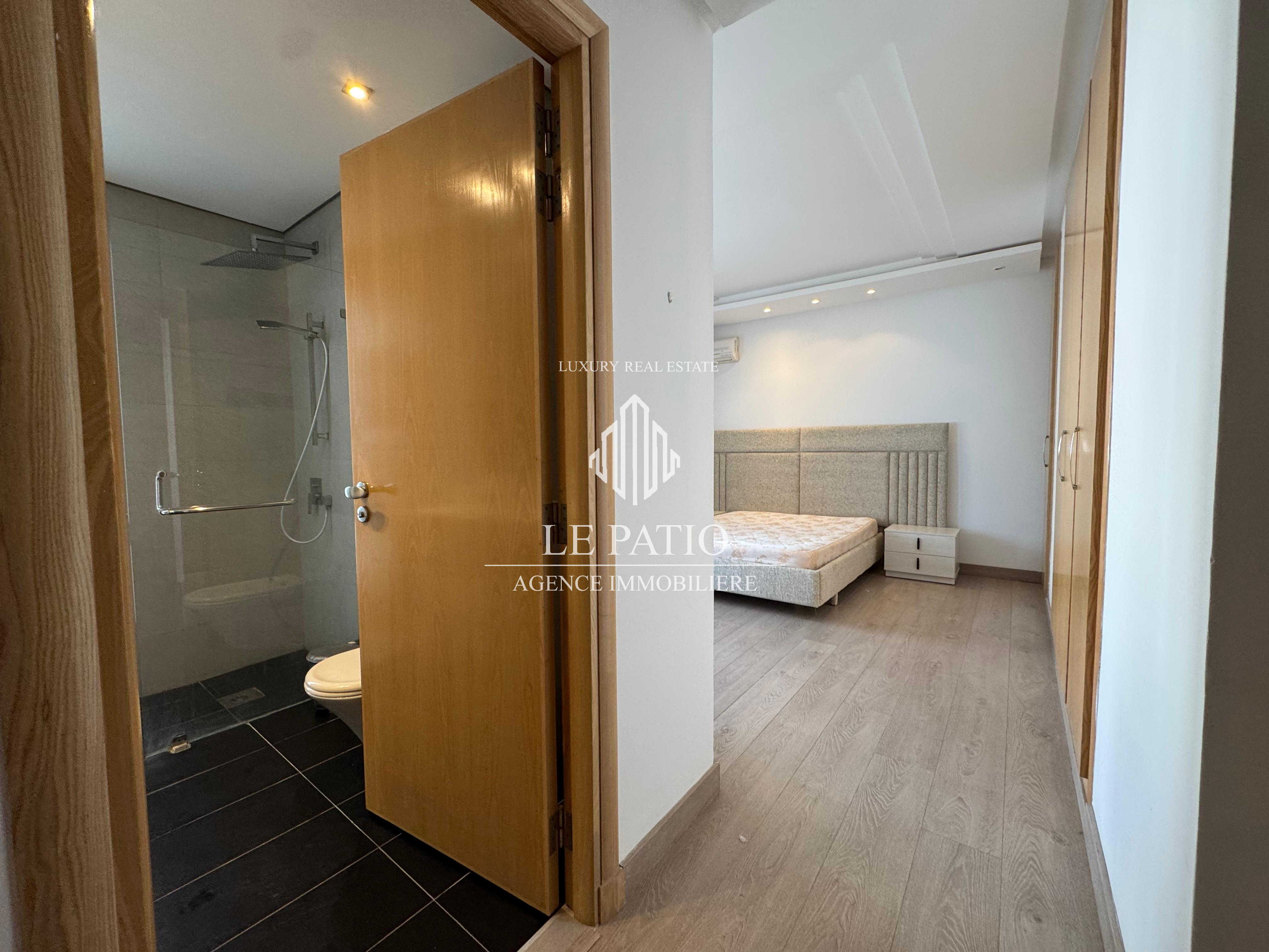 La Marsa Marsa Safsaf Location Appart. 5 pices+ Appartement s3 meubl avec une vue dgage sur mer