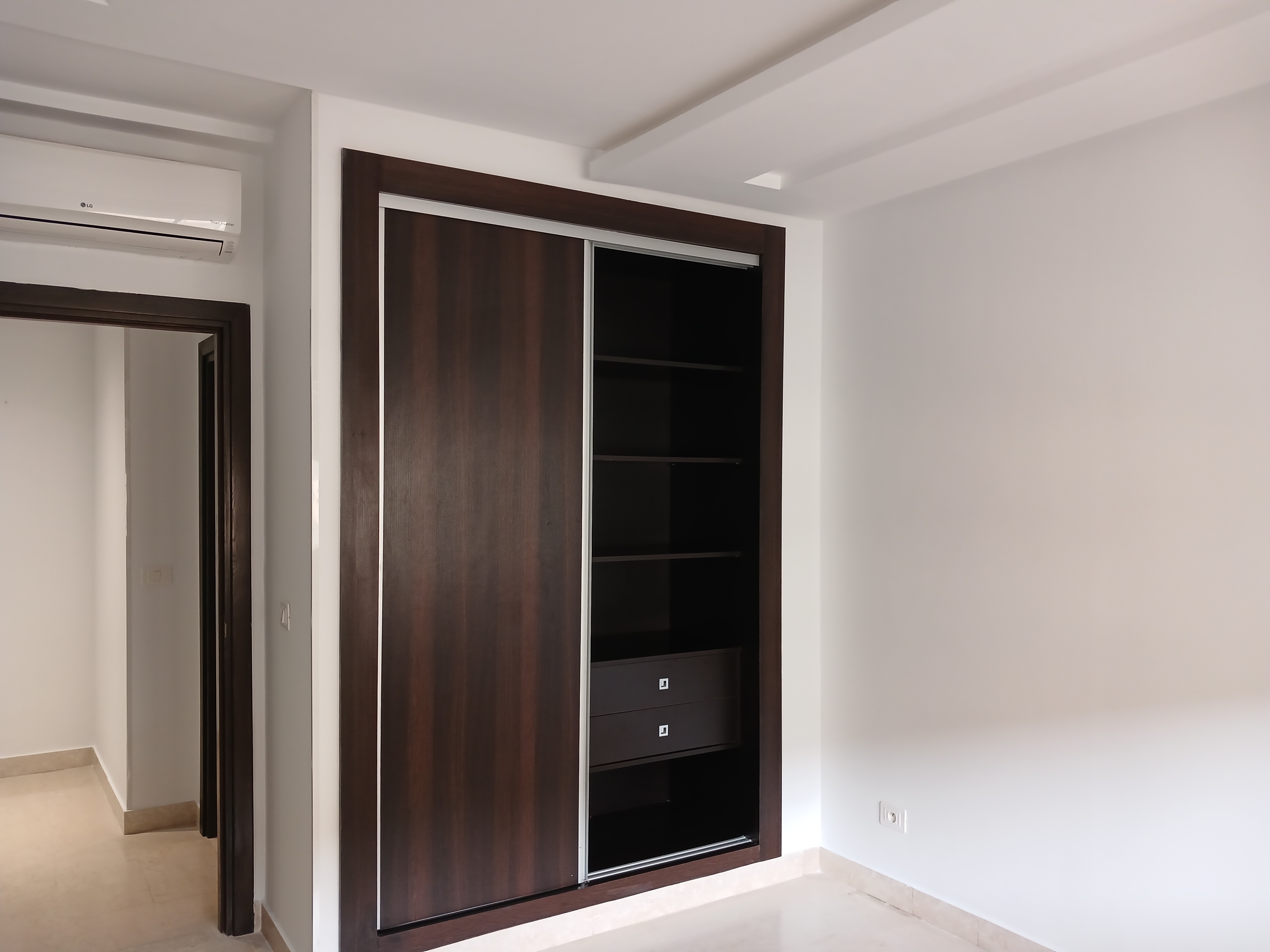 Ain Zaghouan Jardins de Carthage Location Appart. 2 pices S2 pour jeune couple