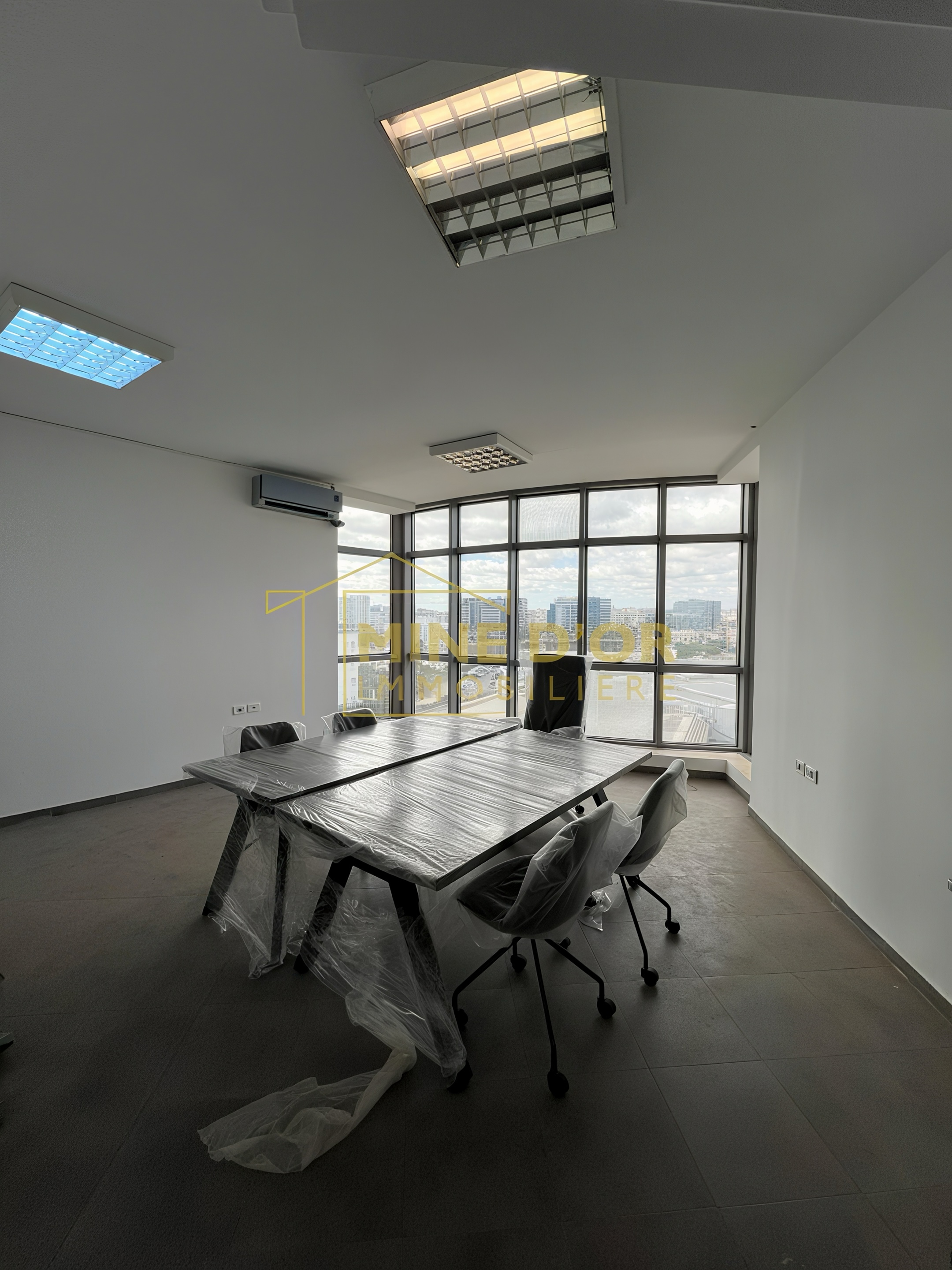 La Soukra Charguia 2 Bureaux & Commerces Bureau Bureau spacieux en 4 espaces a charguia 2