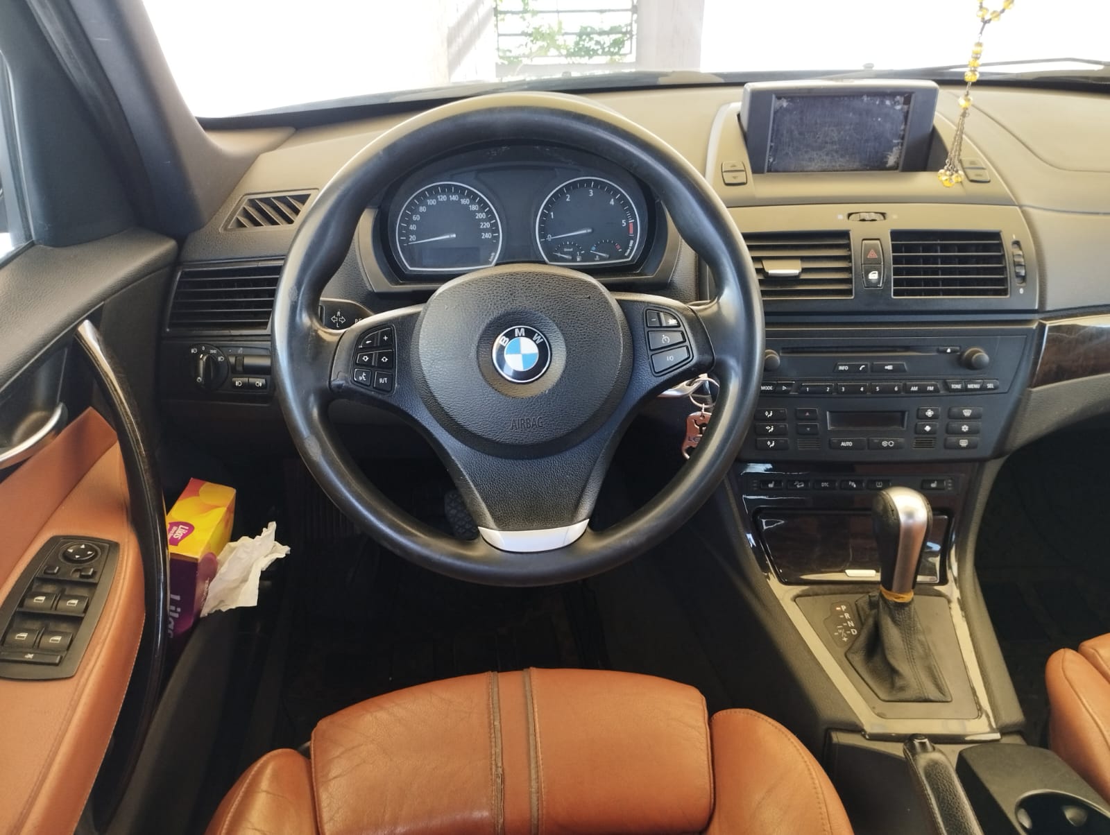 Ariana Ville Riadh Landlous Bmw X3 Belle voiture