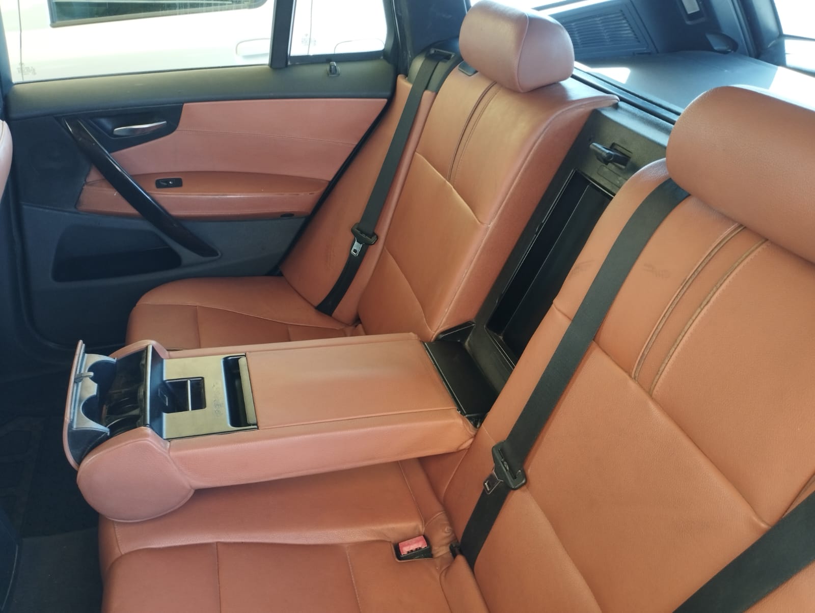 Ariana Ville Riadh Landlous Bmw X3 Belle voiture