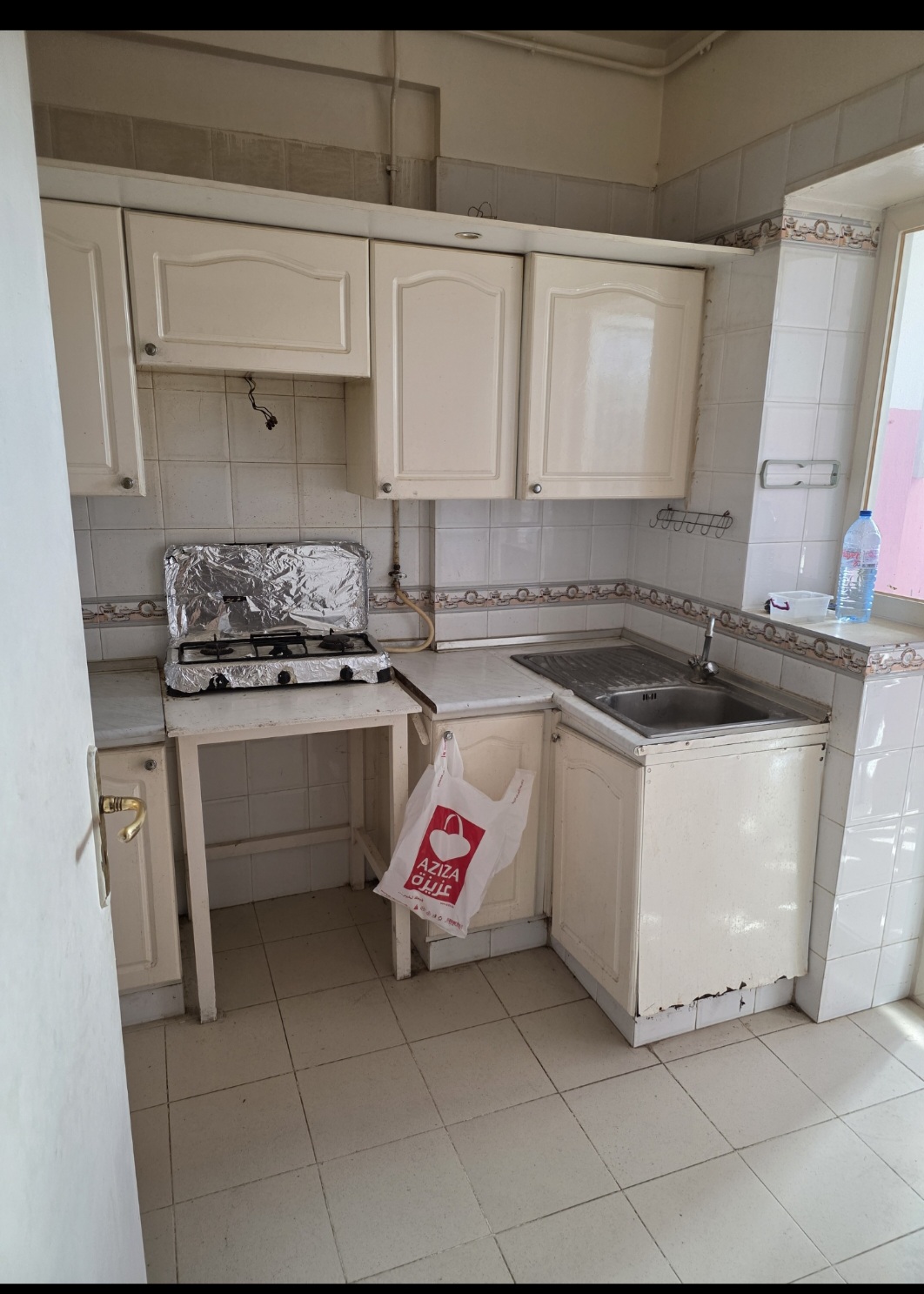 El Menzah El Manar 1 Location Appart. 1 pice Studio s0 meubl rdc manar1