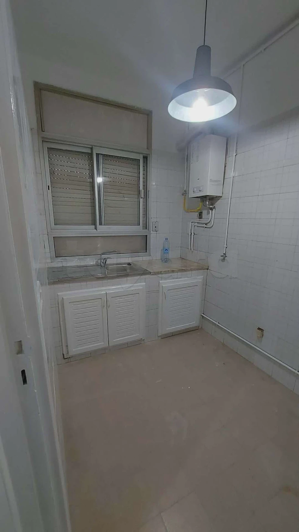 El Menzah El Manar 1 Location Appart. 1 pice S0 rez de chausse manar1