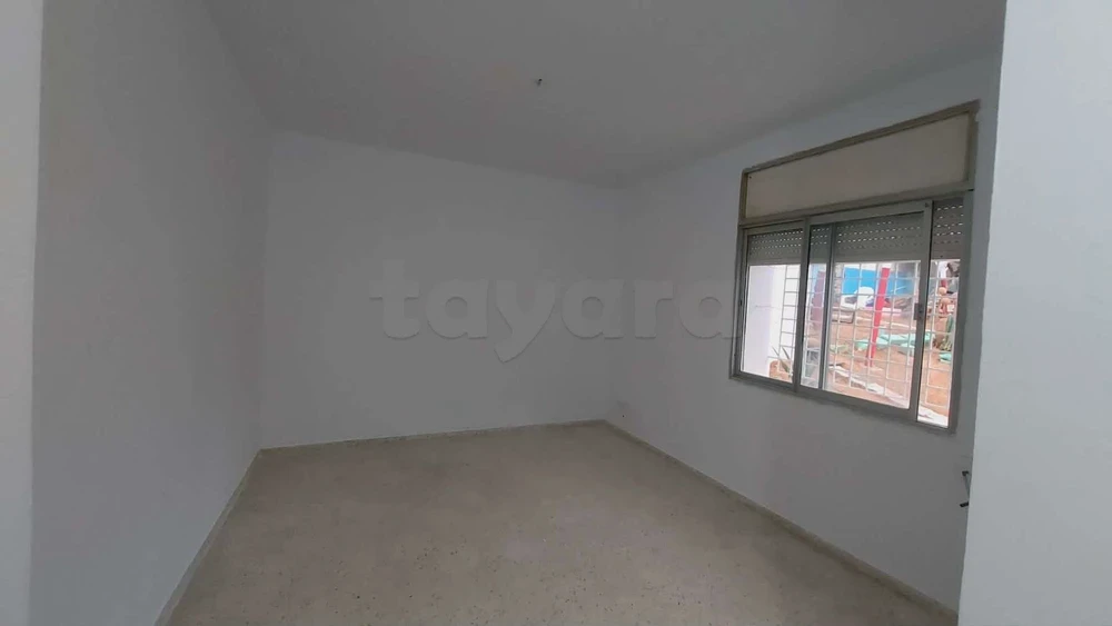 El Menzah El Manar 1 Location Appart. 1 pice S0 rez de chausse manar1