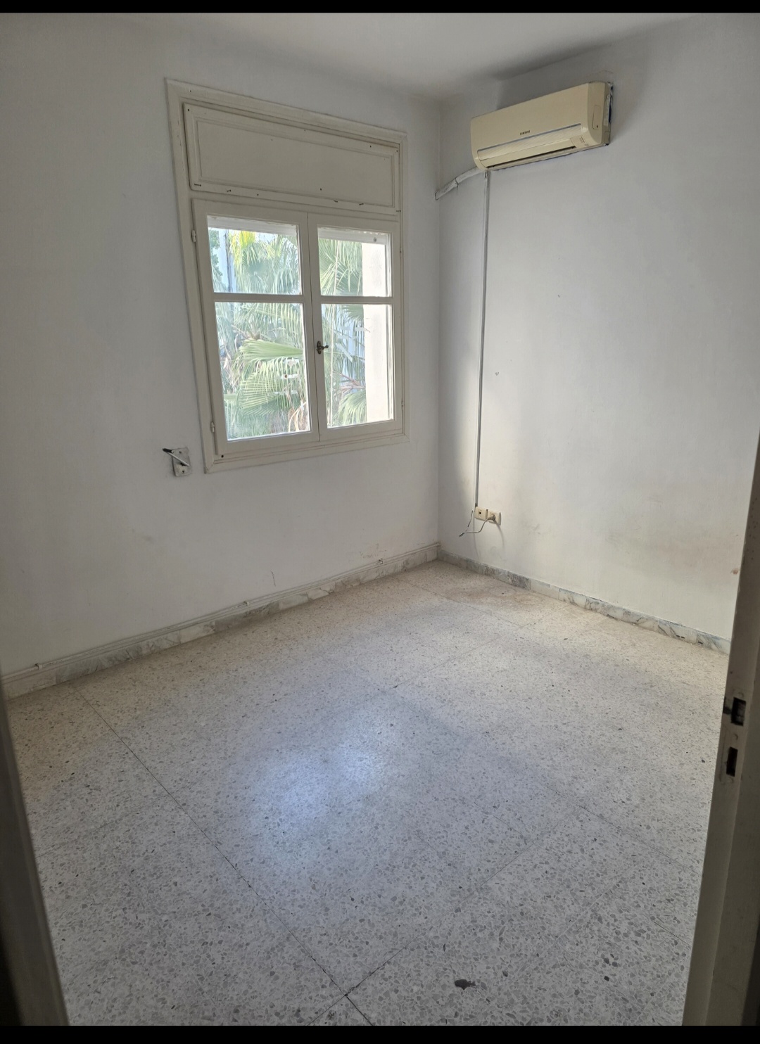 El Menzah El Manar 1 Location Appart. 2 pices Studio s1 2 chambres spares manar1