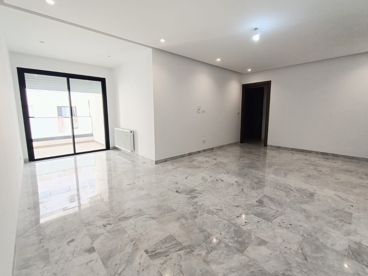 La Marsa El Aouina Location Appart. 3 pices Appt s2 jamais habit  la nouvelle soukra