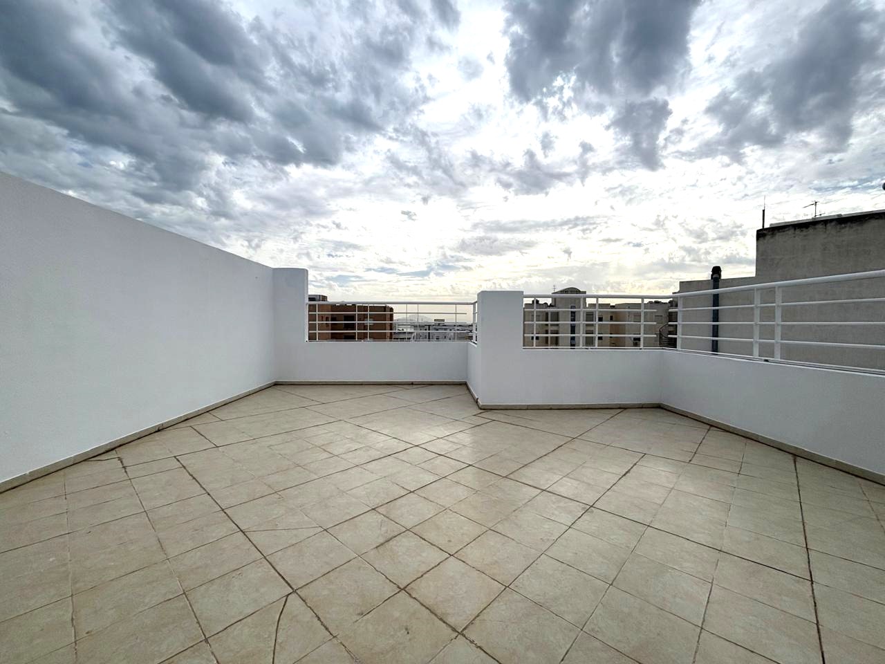 La Marsa Berge Du Lac Location Appart. 3 pices Appartement s2 au lac 2