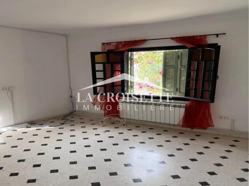 La Marsa Marsa Safsaf Location Appart. 2 pices Etage de villa s 2 indpendant  zel0574